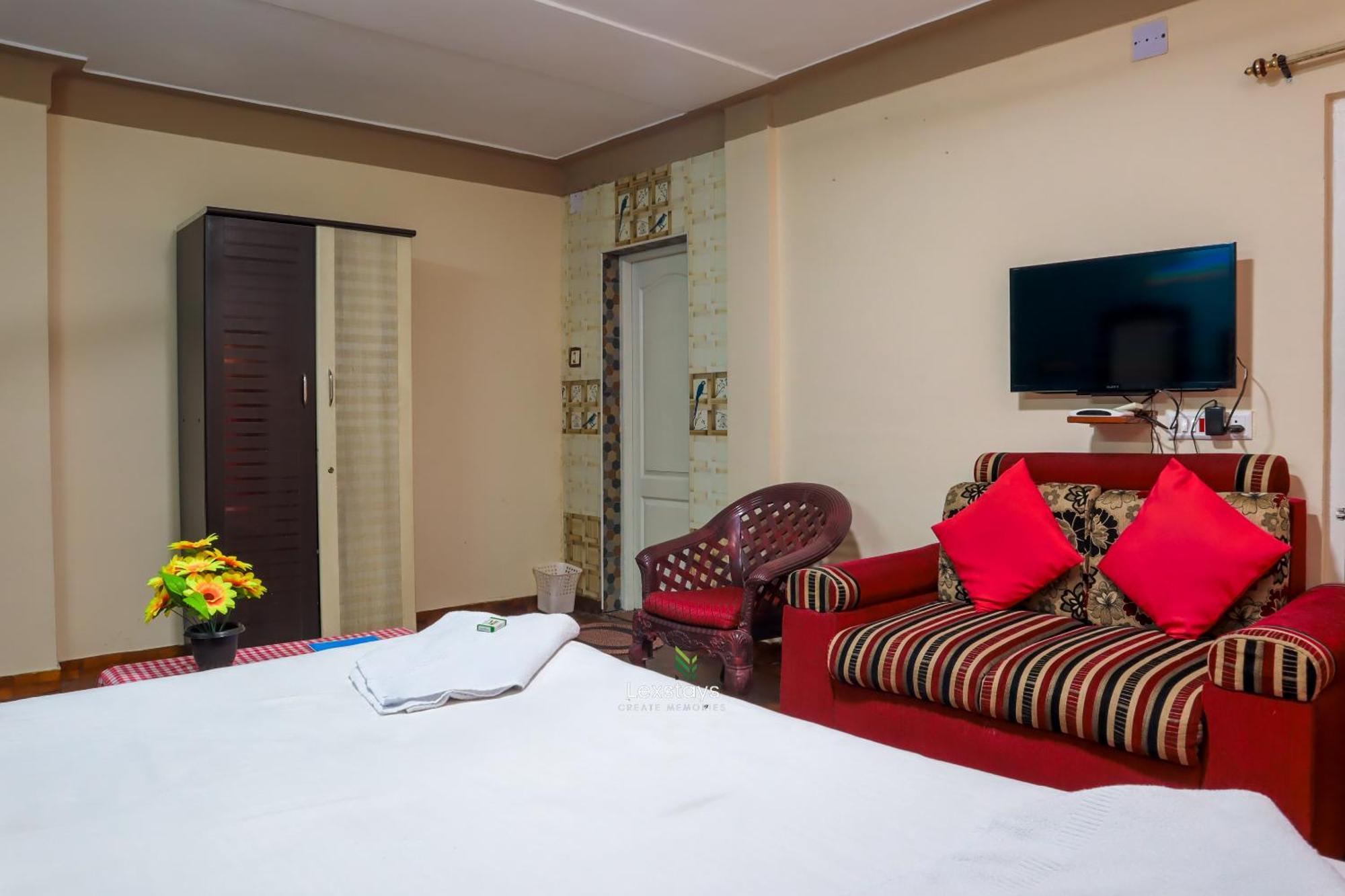 Vijaya Deepa Guest House By Lexstays Coonoor Exterior photo